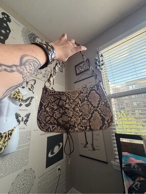 SILENCE + NOISE snake print  Bag in Brown- Designer-Style Women's Handbag